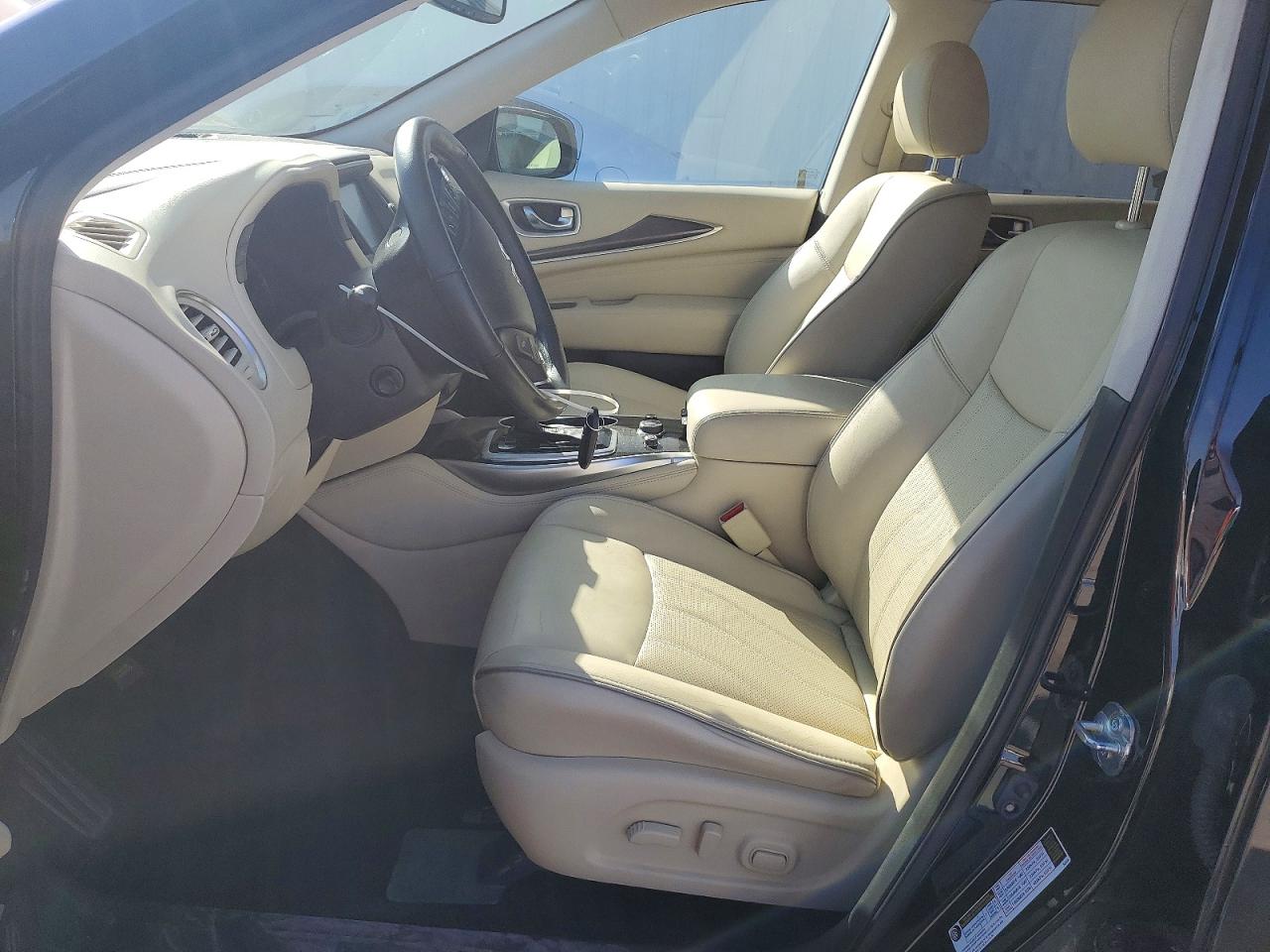 INFINITI Qx Luxe