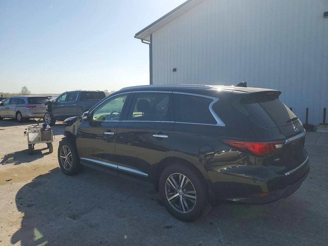 INFINITI Qx Luxe