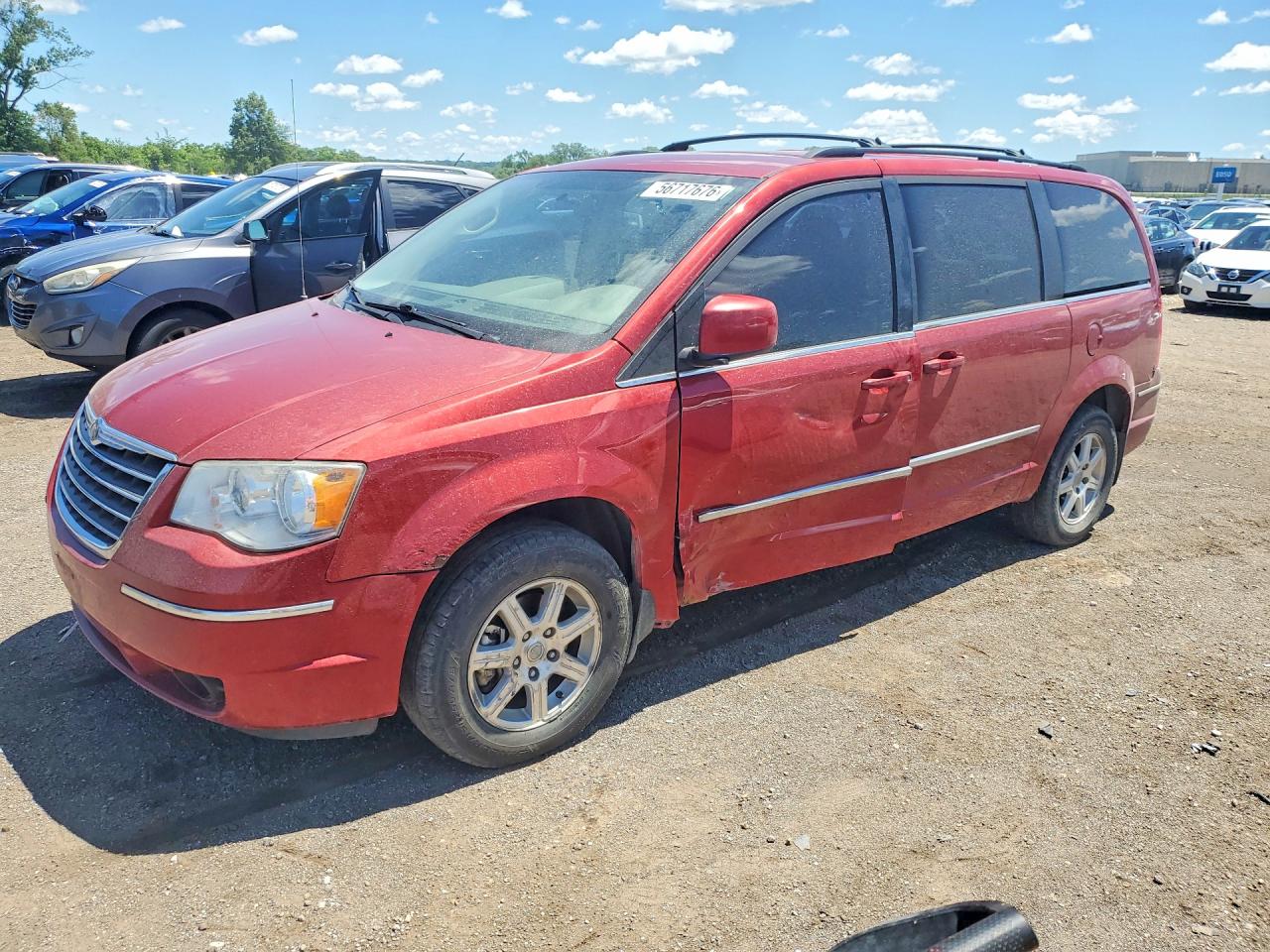 Salvage Chrysler Minivan Image