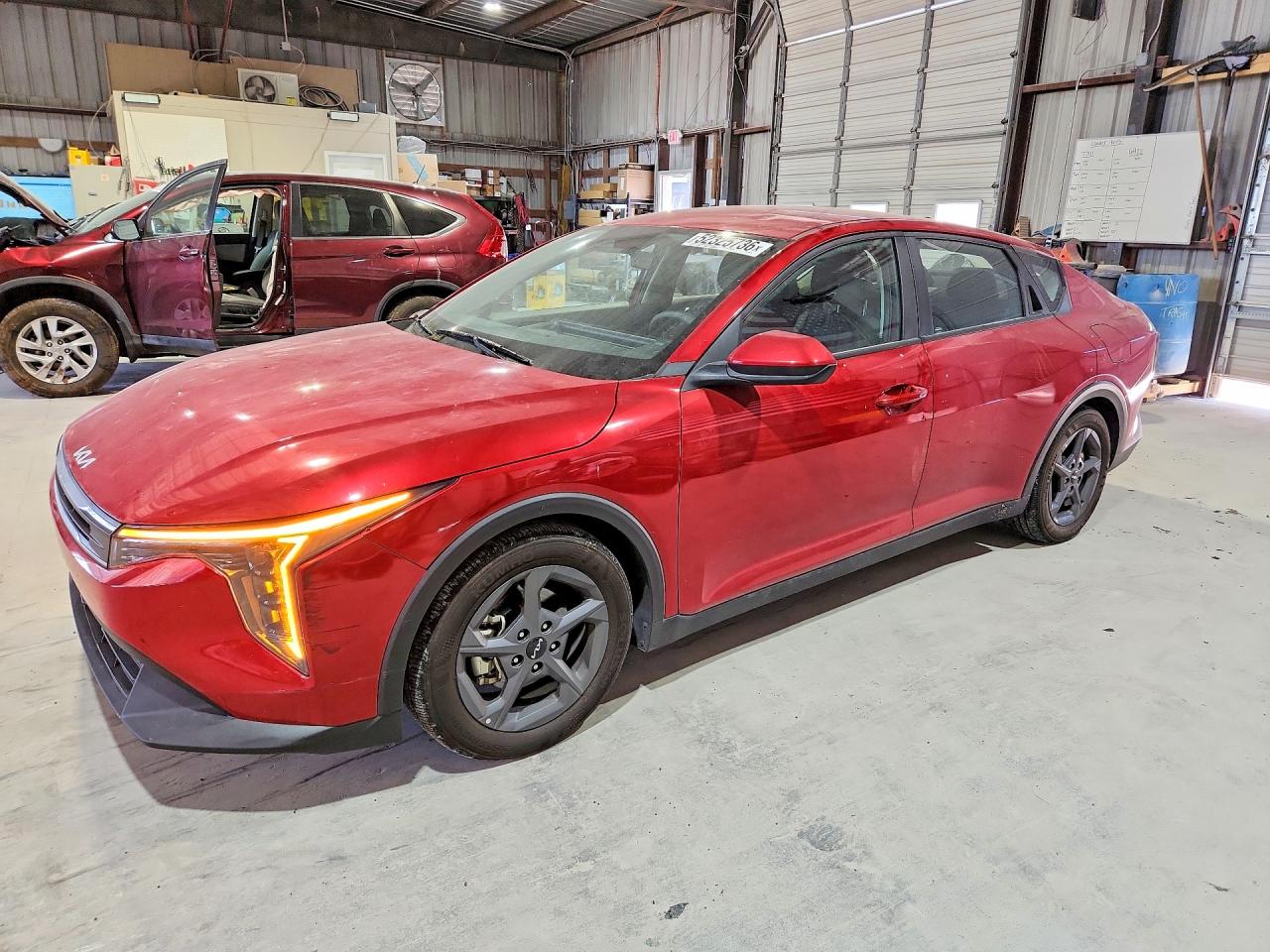 Salvage Kia K4 Lxs Image