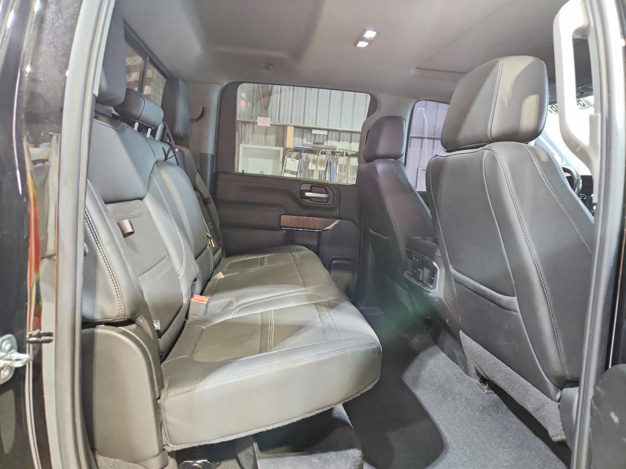 GMC Sierra K2500 Denali