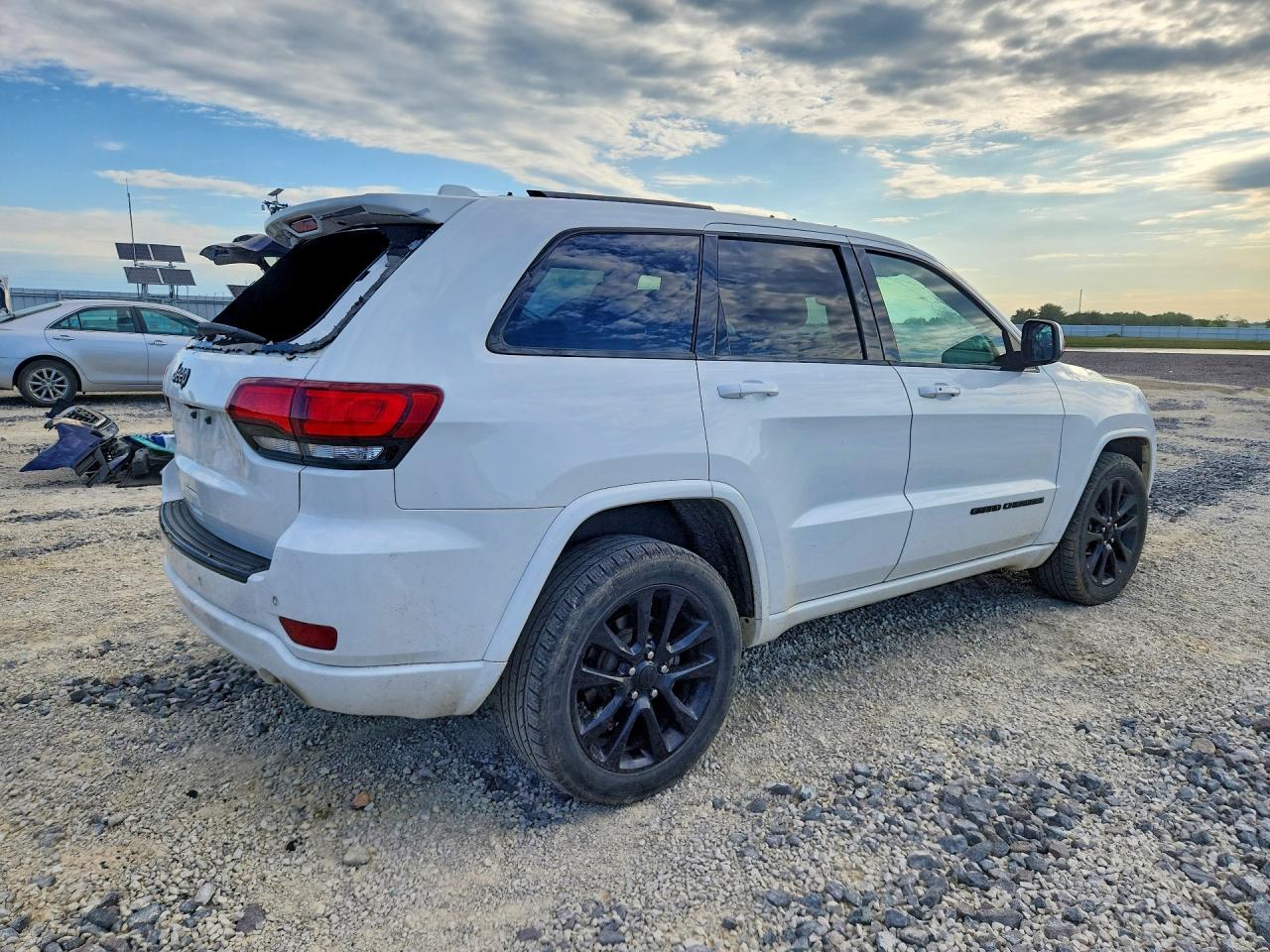 Jeep Grand Cherokee Laredo