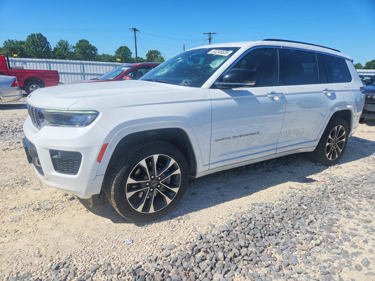 Salvage Jeep Grand Cherokee Image