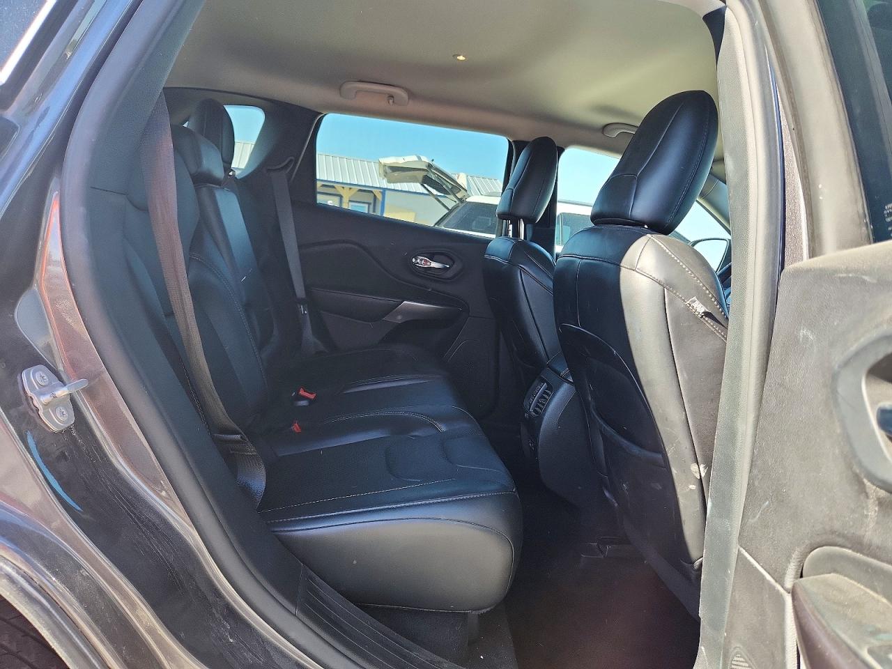 Jeep Grand Cherokee Latitude Lux