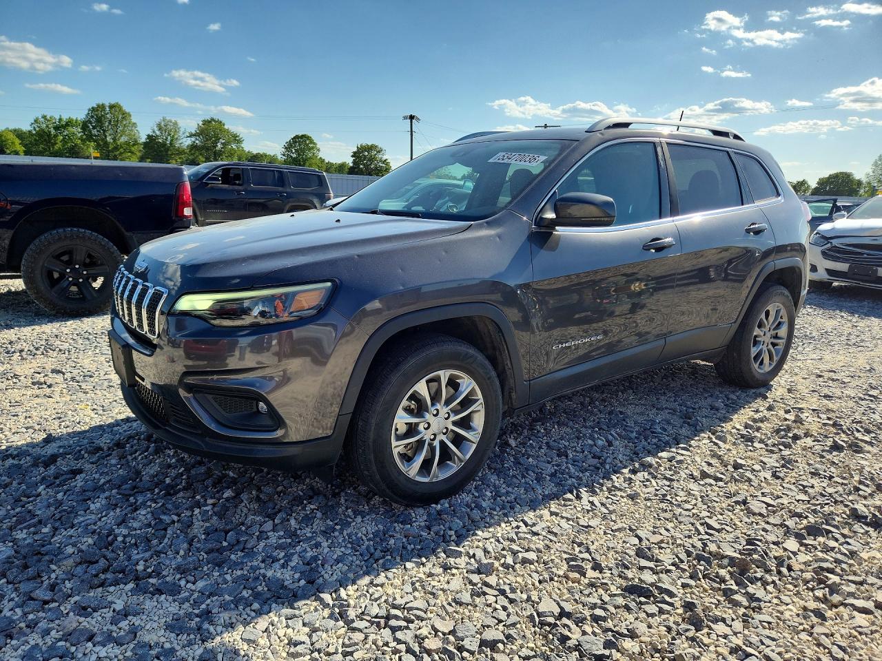 Salvage Jeep Grand Cherokee Image