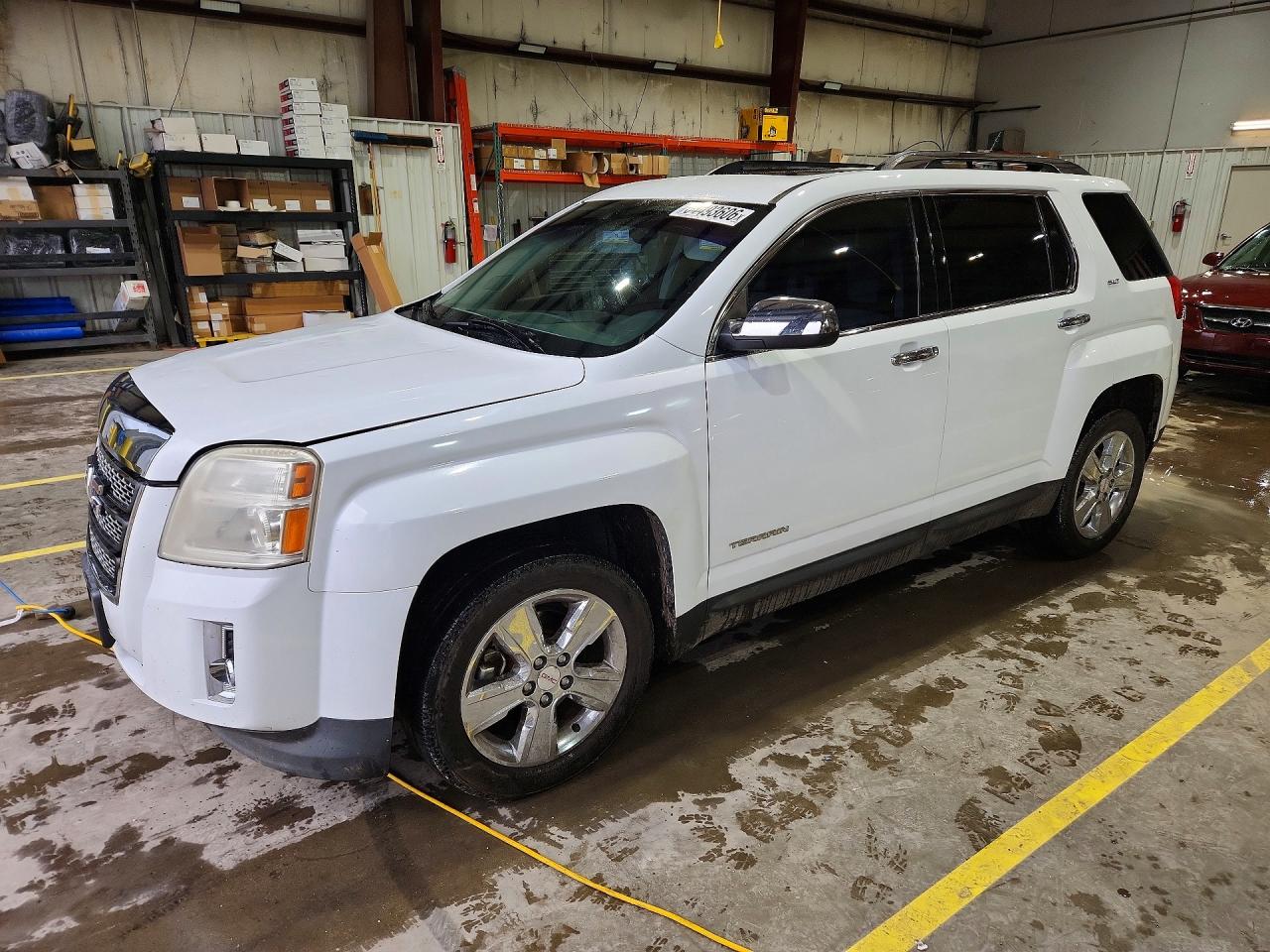 Salvage GMC Terrain Image