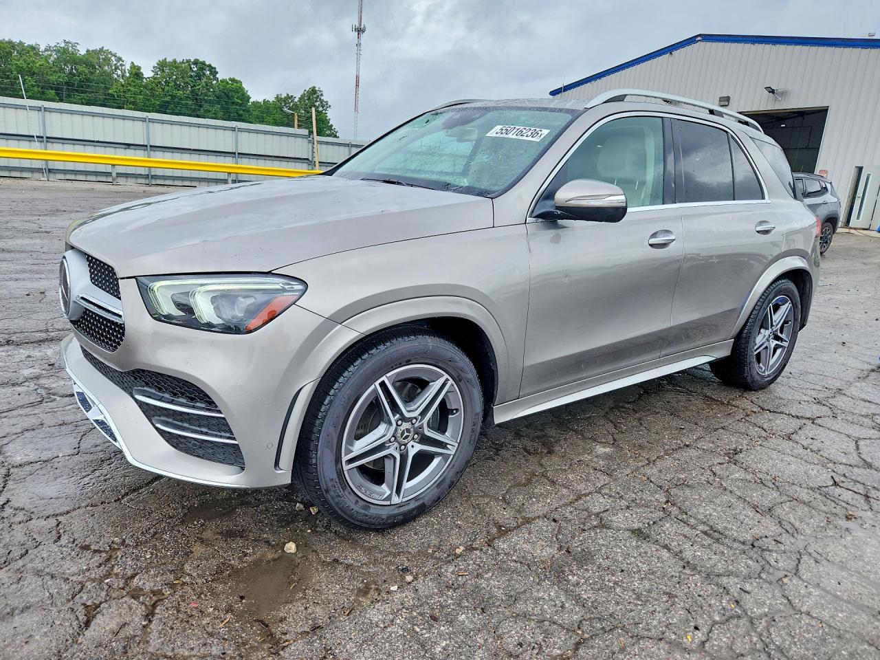 Salvage Mercedes-Benz GLE Image