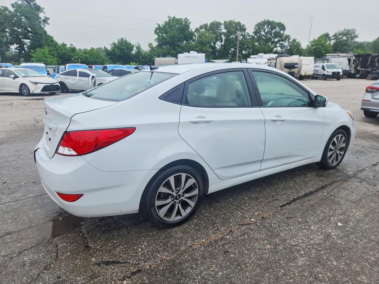 Hyundai ACCENT Se