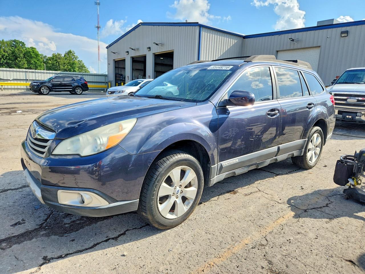 Salvage Subaru Outback Image