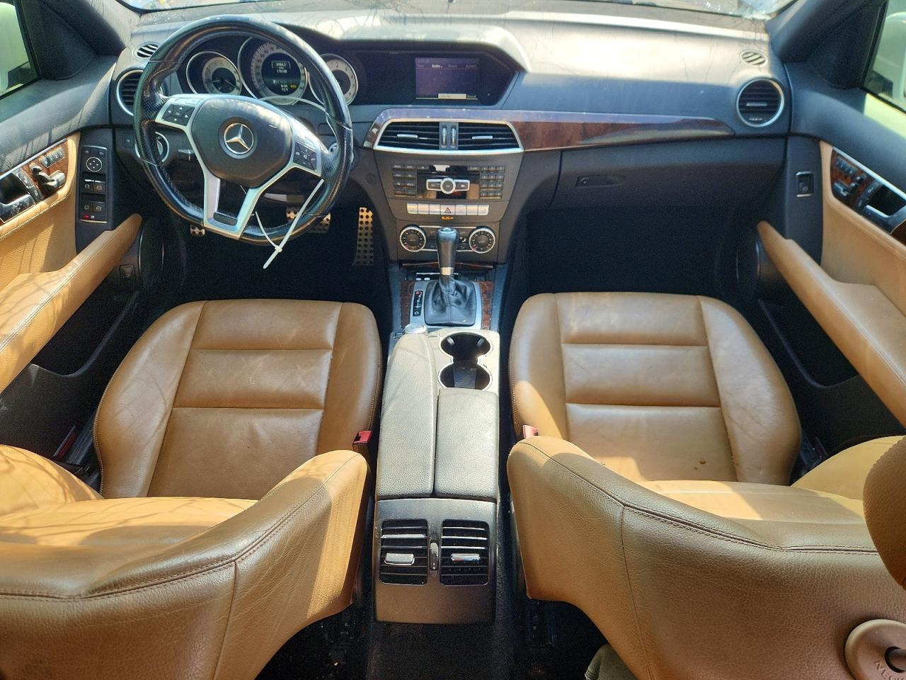 Mercedes-Benz C-Class 300 4matic