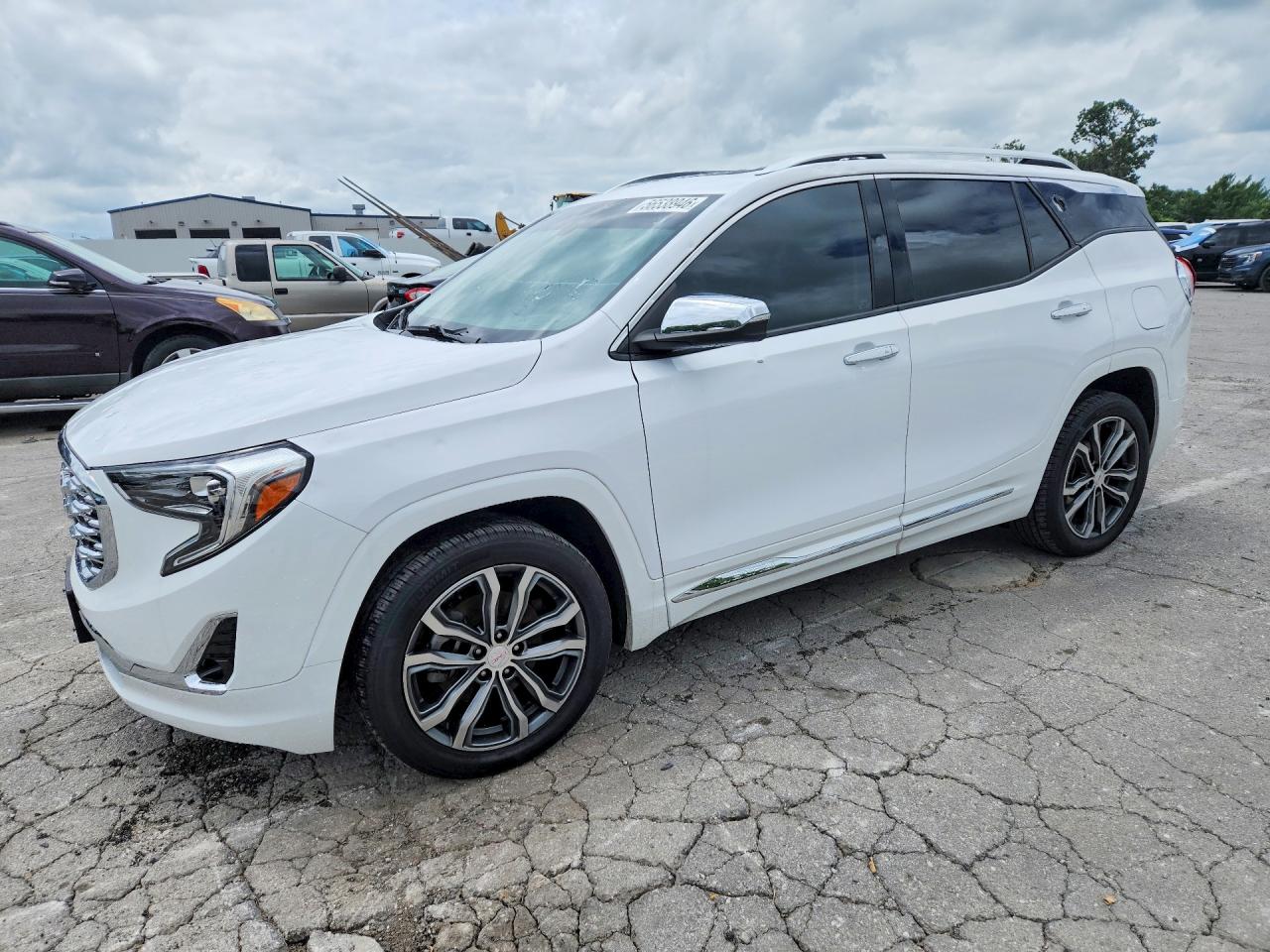 Salvage GMC Terrain Image