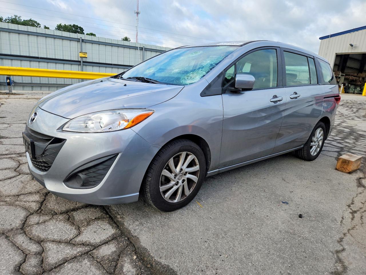 Salvage Mazda 5 Image