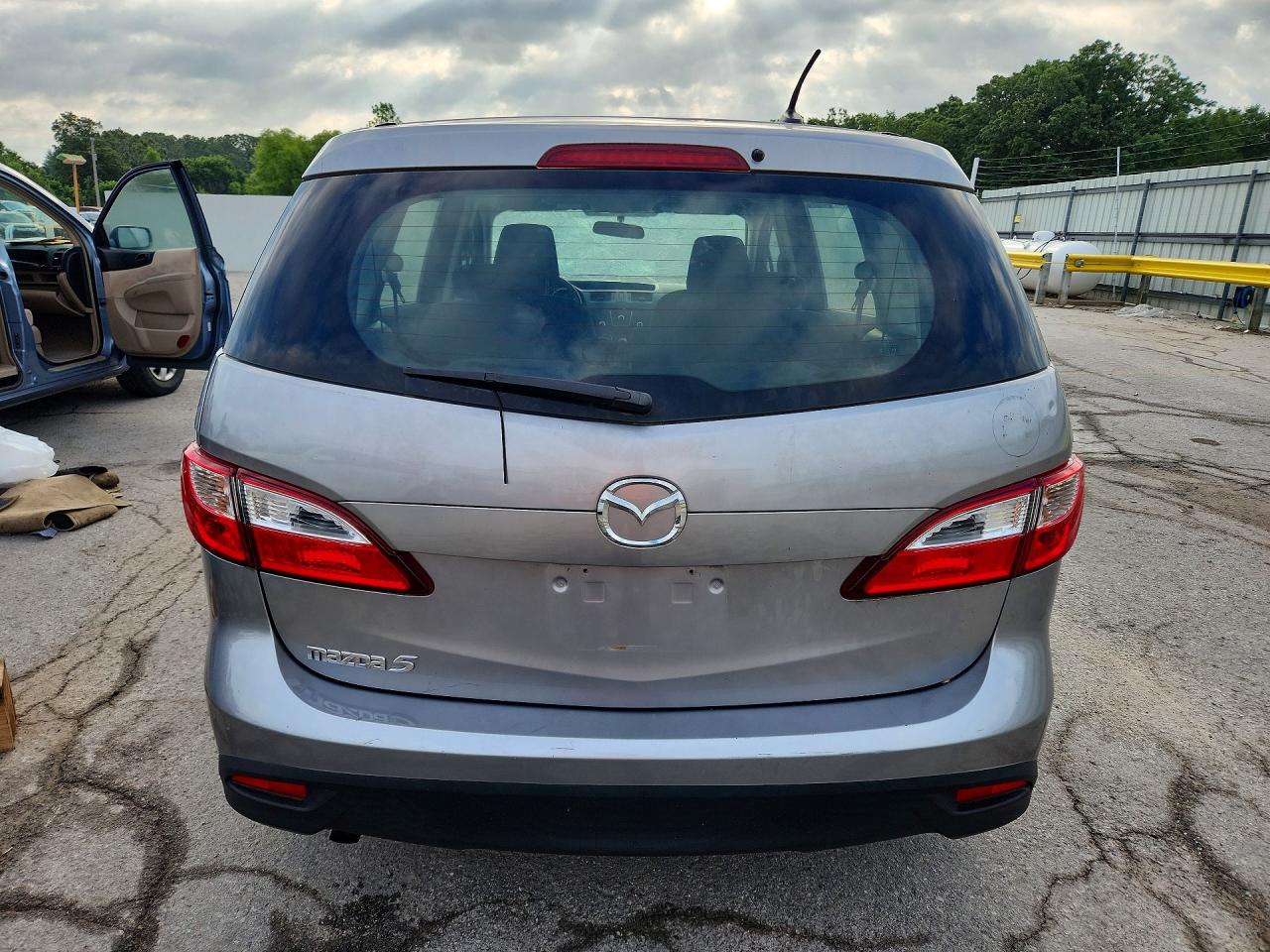 Mazda 5