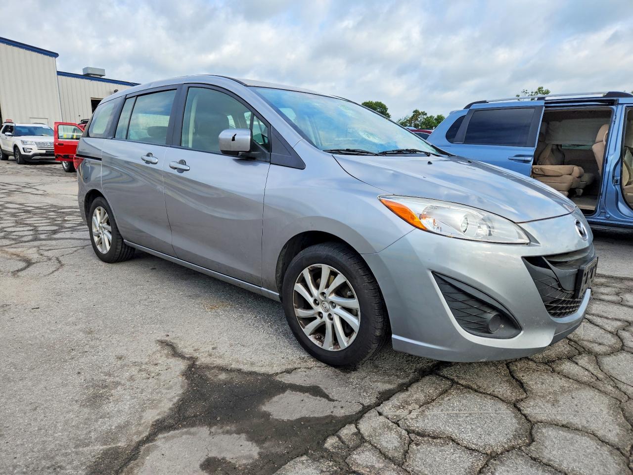 Mazda 5