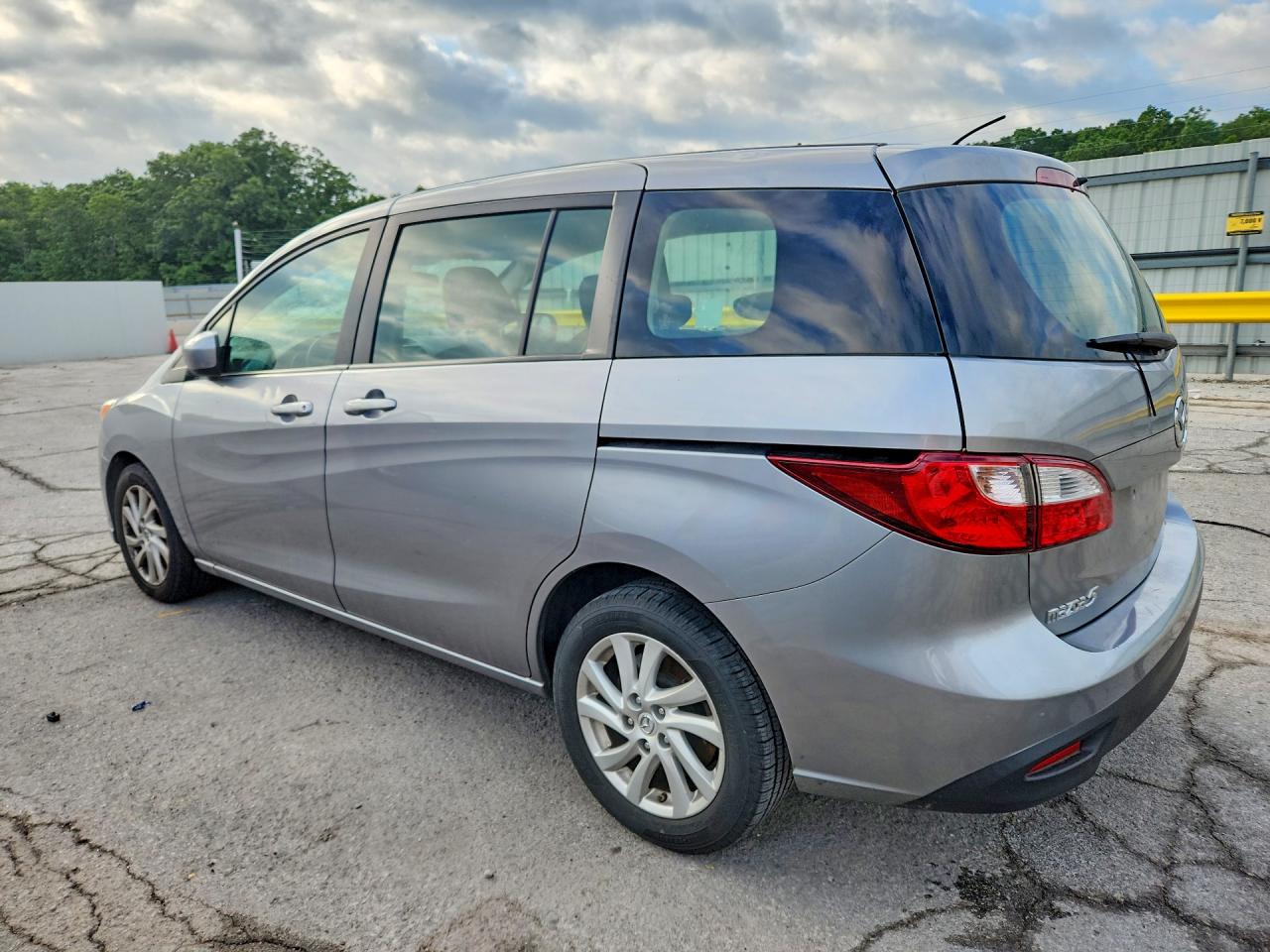 Mazda 5
