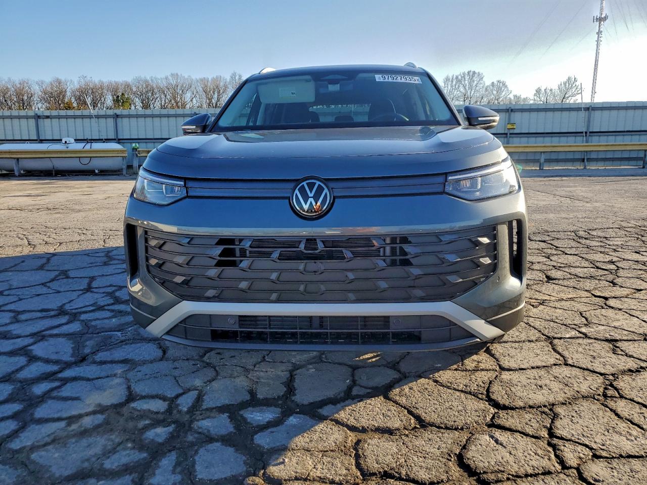Volkswagen Tiguan S