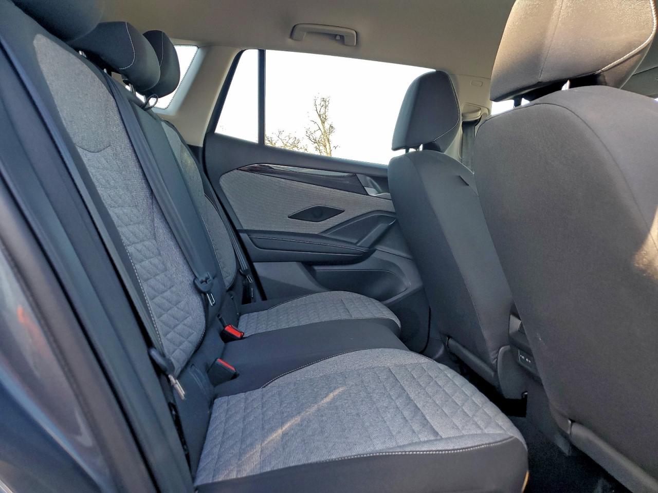 Volkswagen Tiguan S