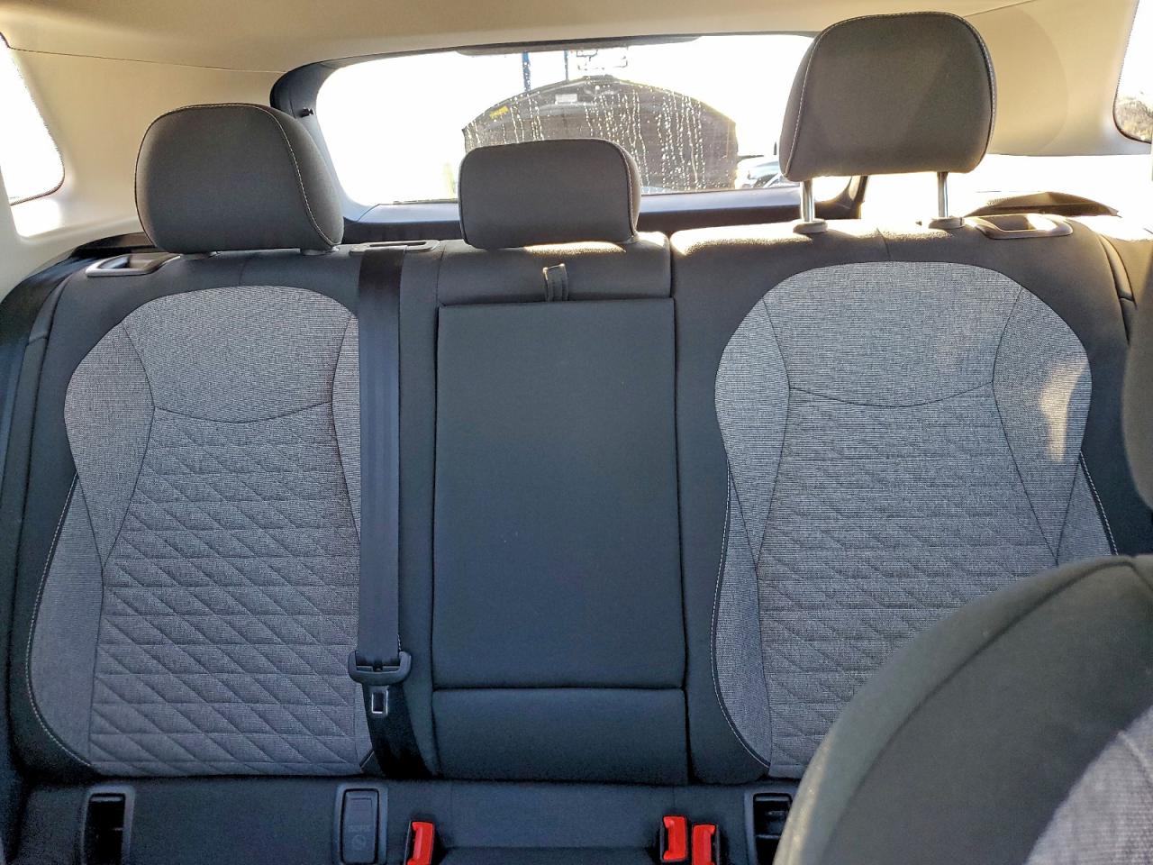 Volkswagen Tiguan S