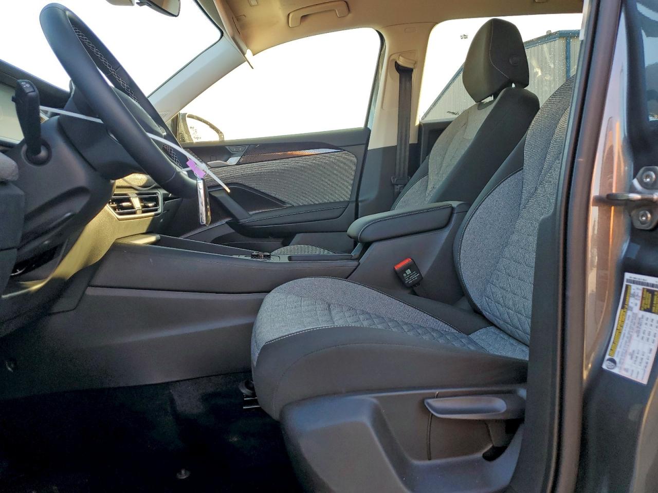 Volkswagen Tiguan S