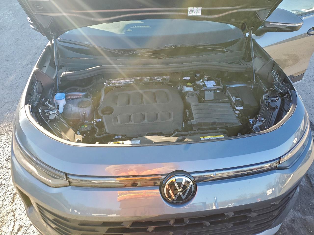 Volkswagen Tiguan S