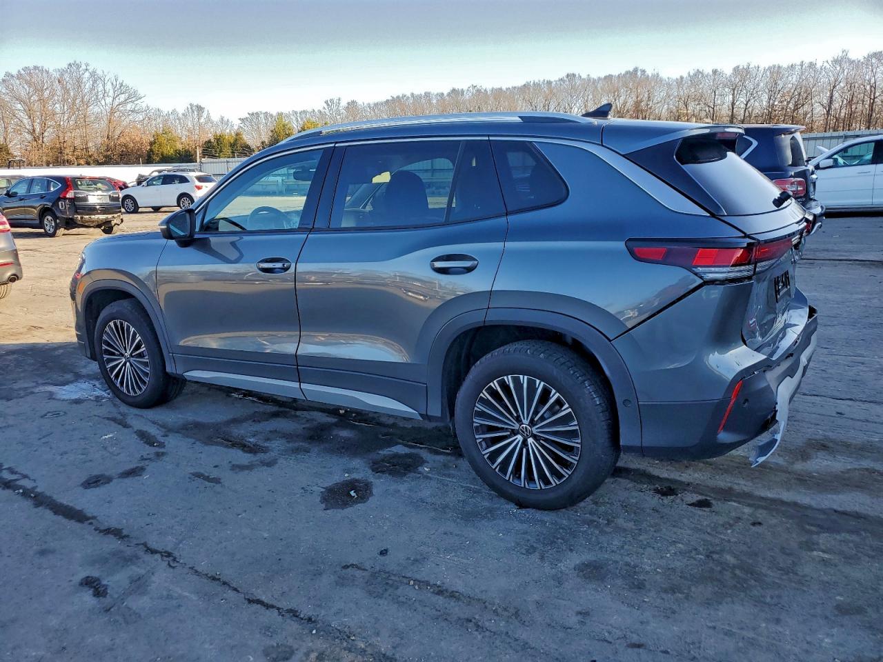 Volkswagen Tiguan S