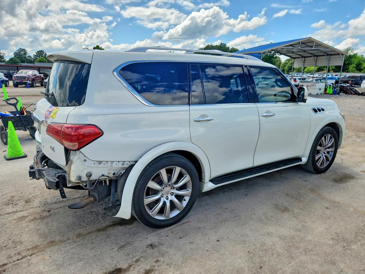 INFINITI Qx