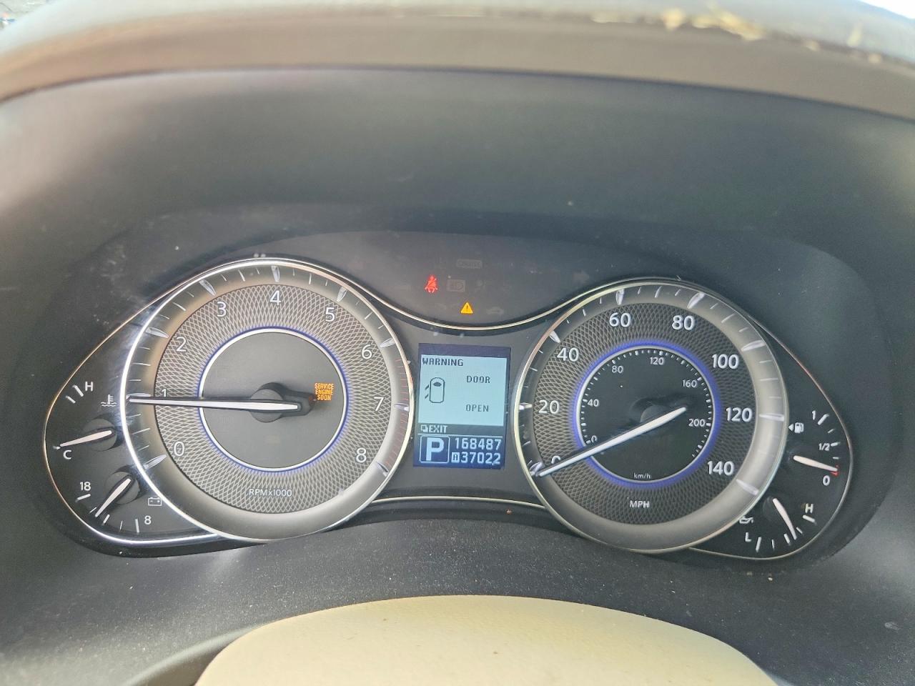 INFINITI Qx