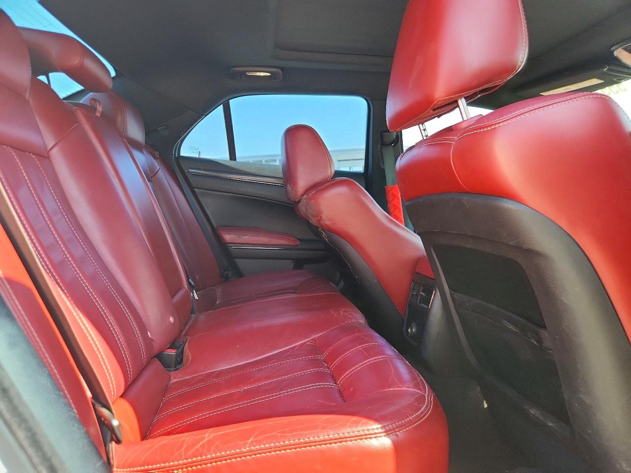 Chrysler 300 S