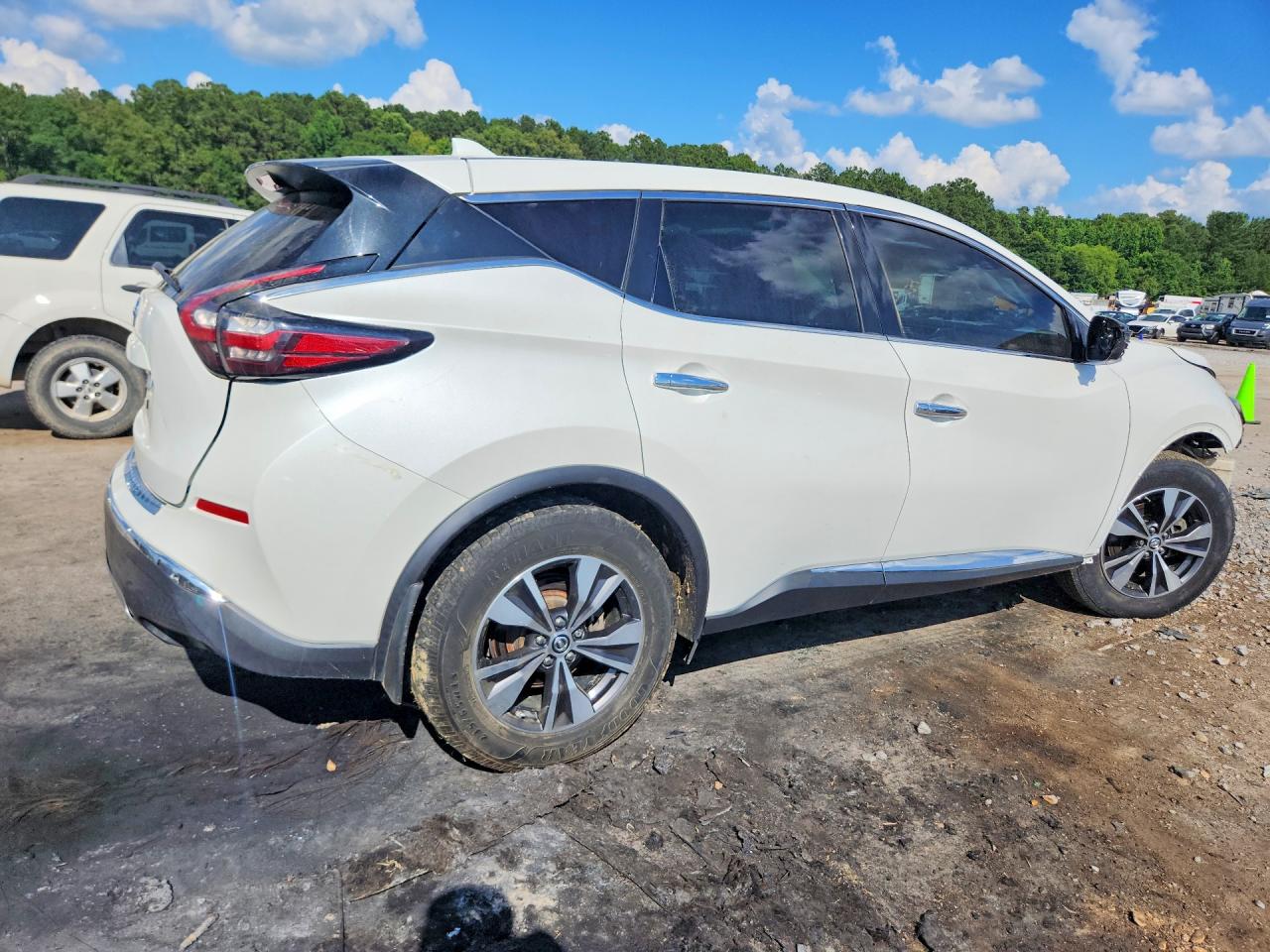 Nissan Murano S