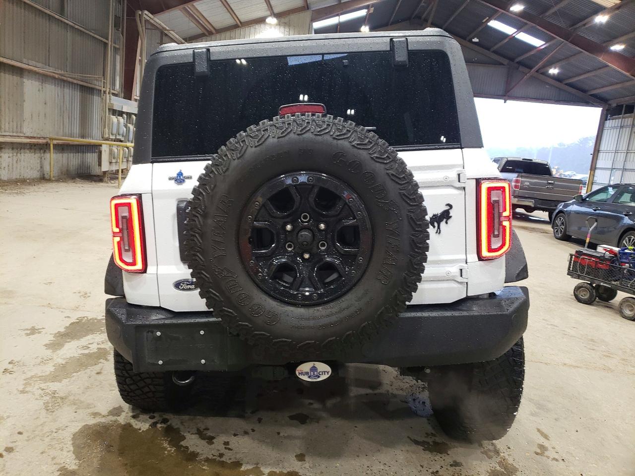 Ford Bronco Base