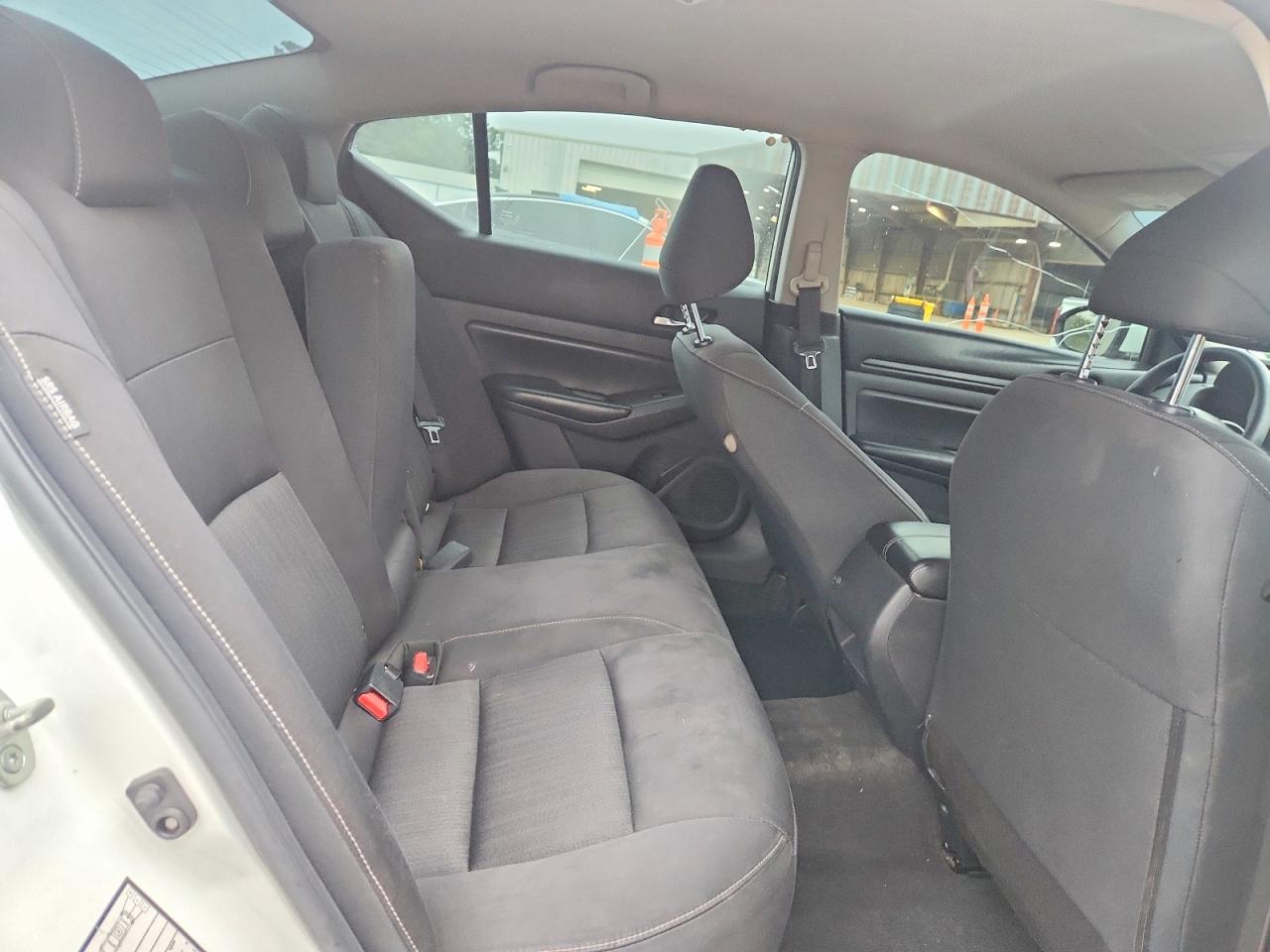 Nissan Altima S