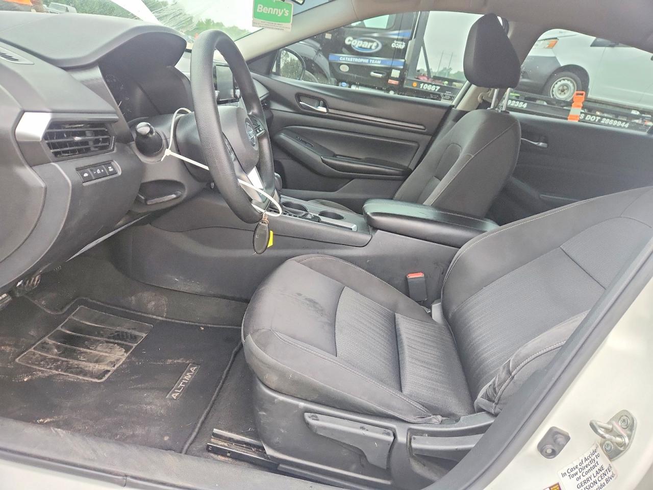 Nissan Altima S