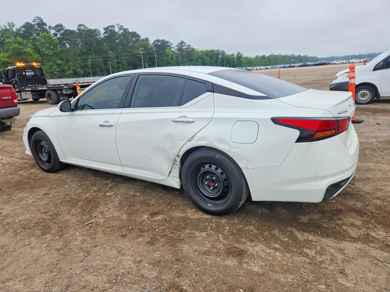 Nissan Altima S