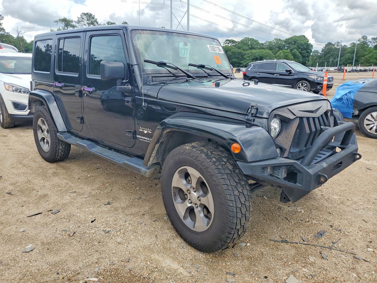 Jeep Wrangler Sahara