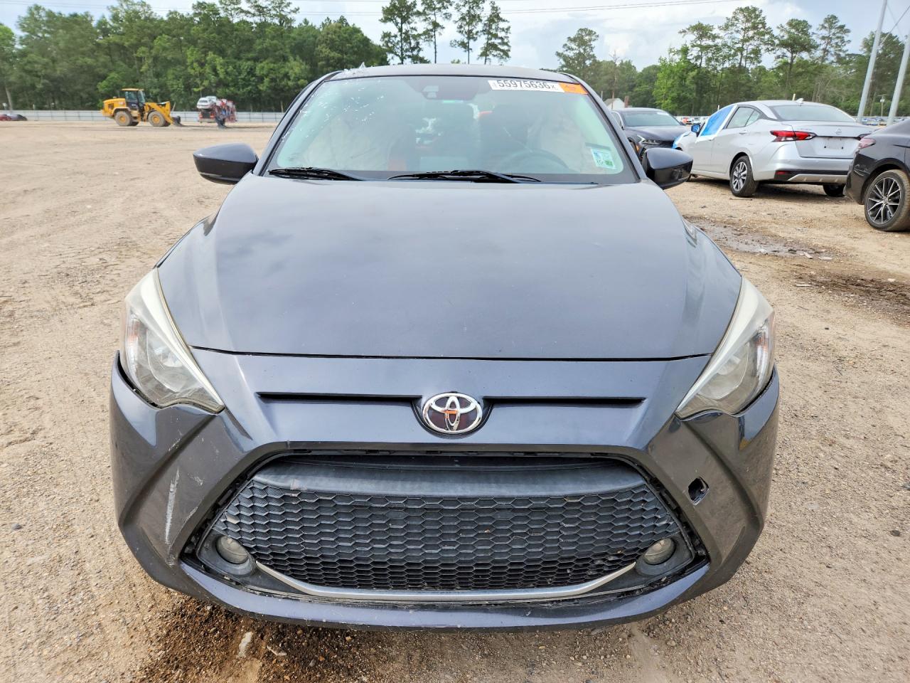 Toyota Yaris Le