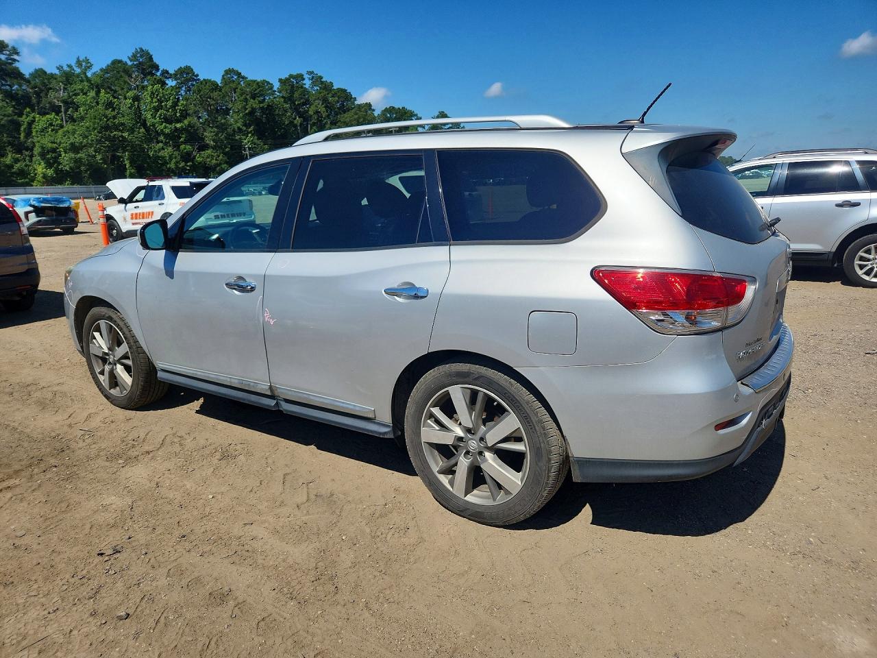 Nissan Pathfinder Platinum