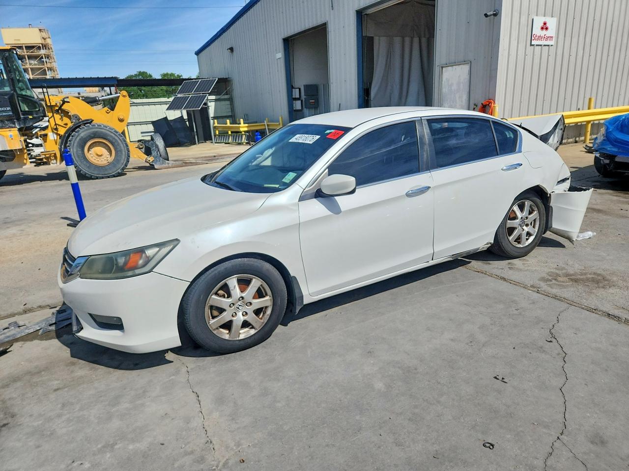 Salvage Honda Accord Image
