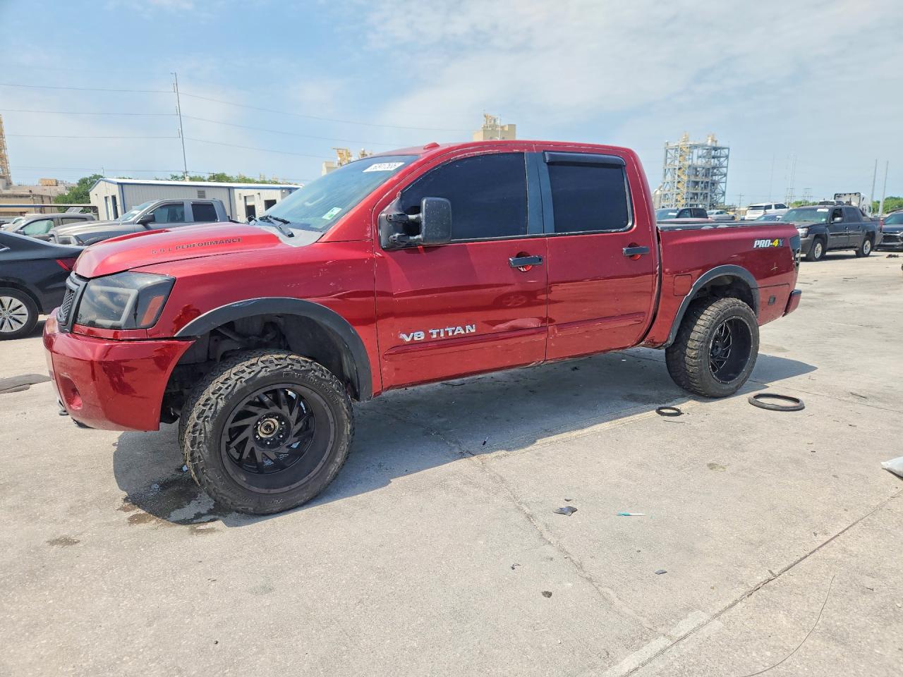 Salvage Nissan Titan Image