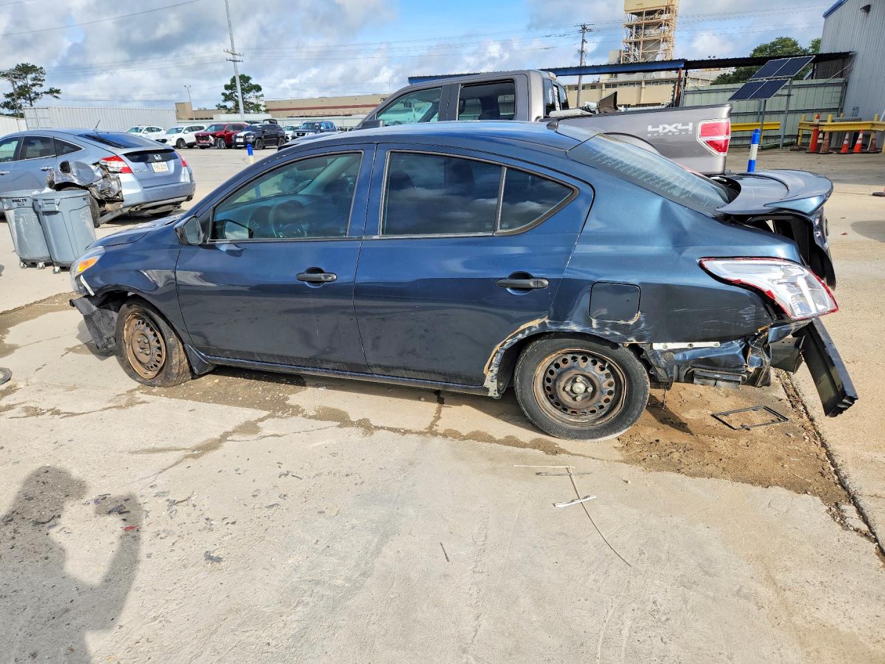 Nissan Versa 1.6 S Plus