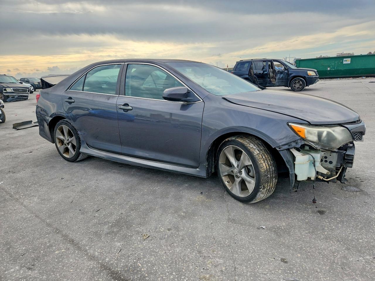 Toyota Camry Se V6