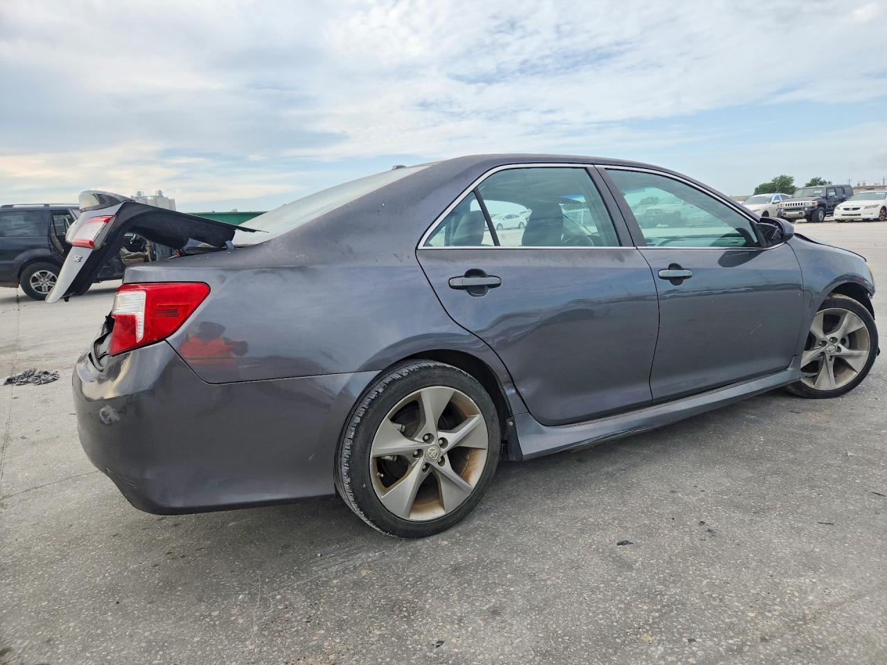 Toyota Camry Se V6