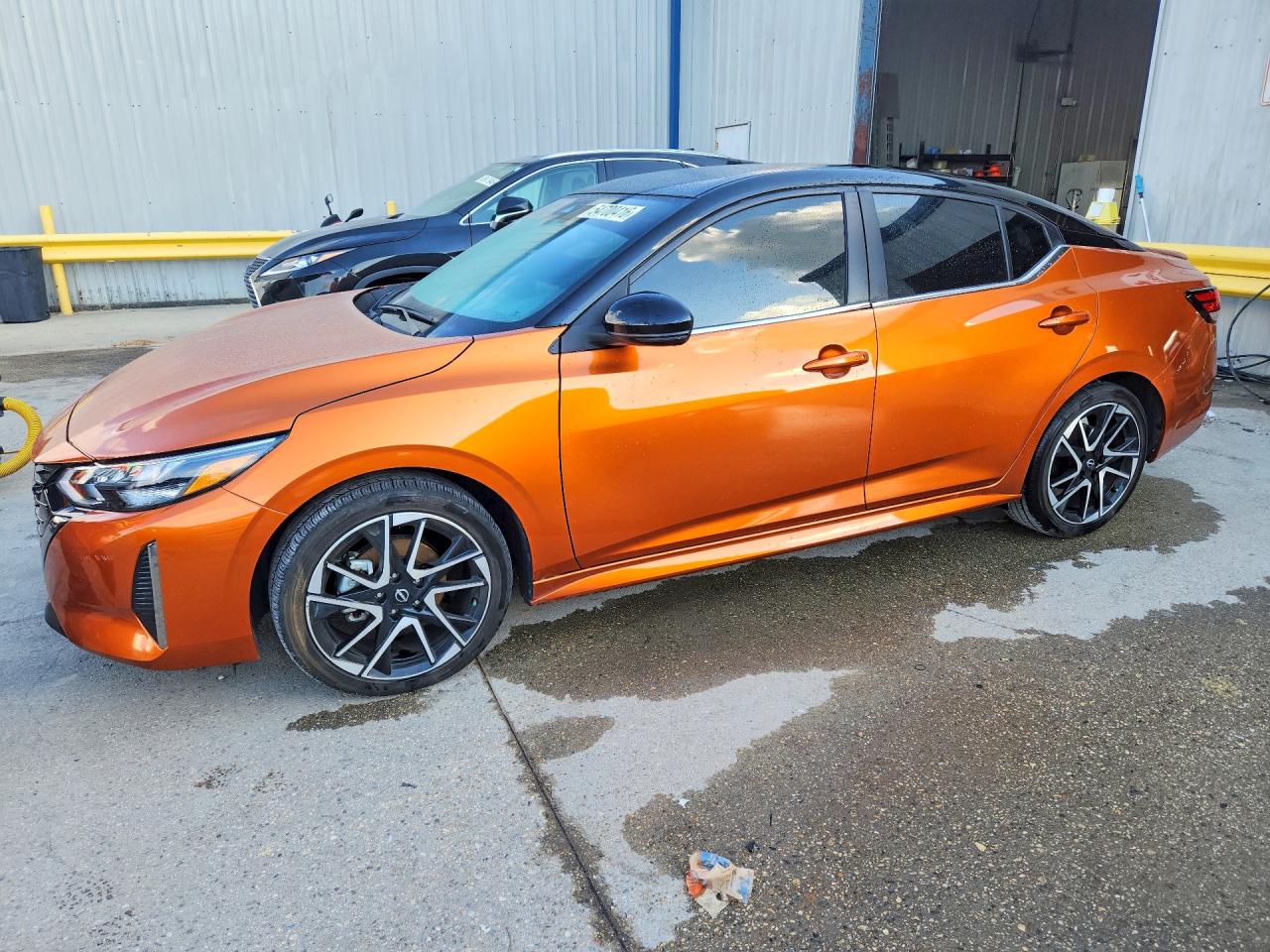 Salvage Nissan Sentra Image