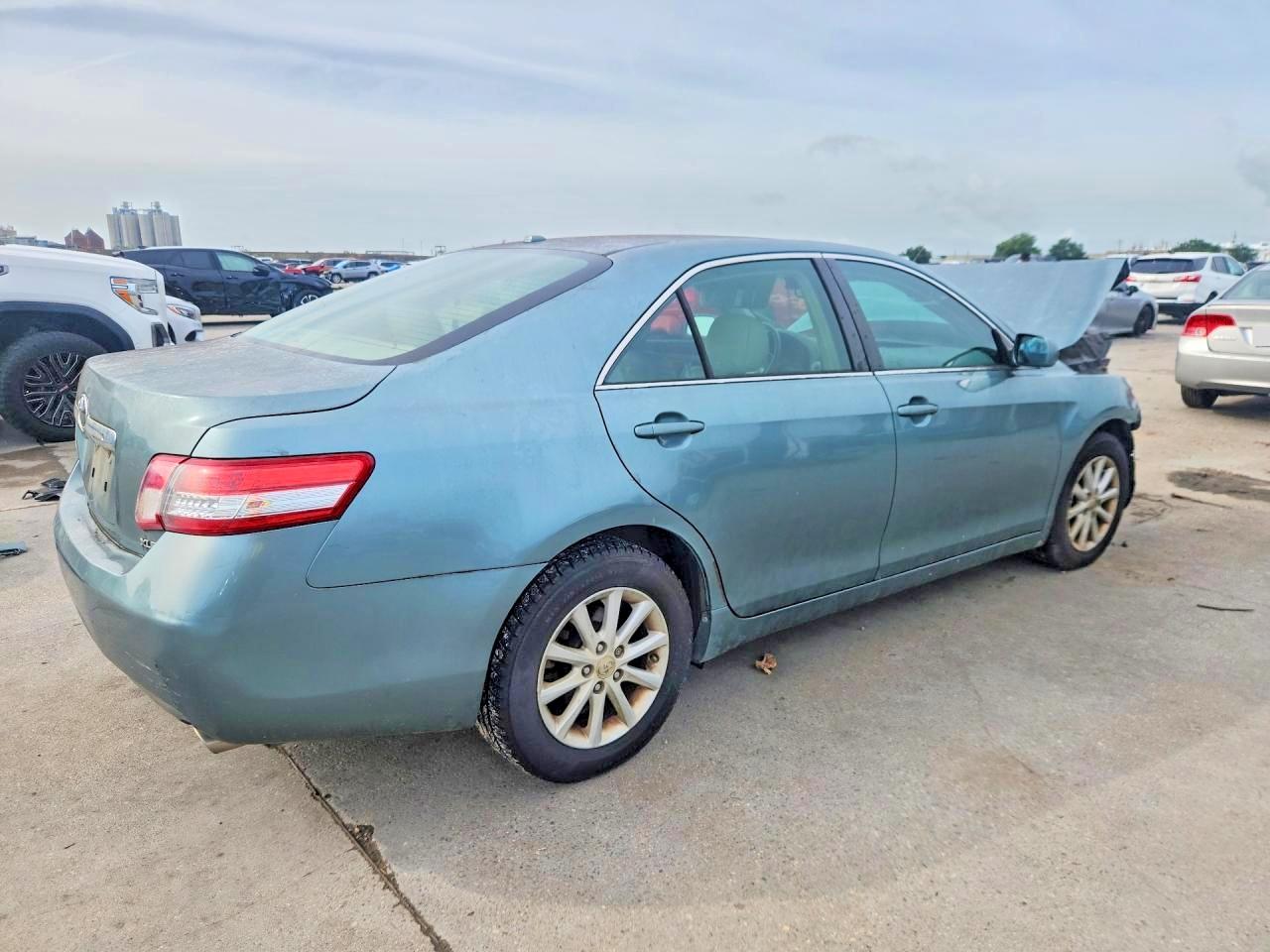 Toyota Camry Xle