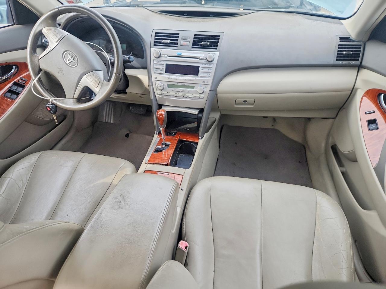 Toyota Camry Xle