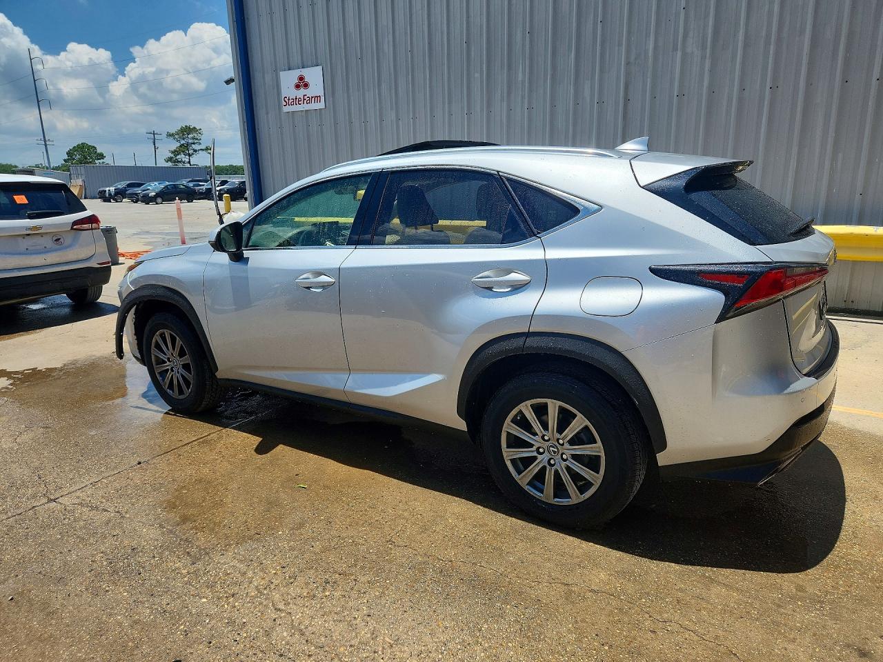Lexus NX Base