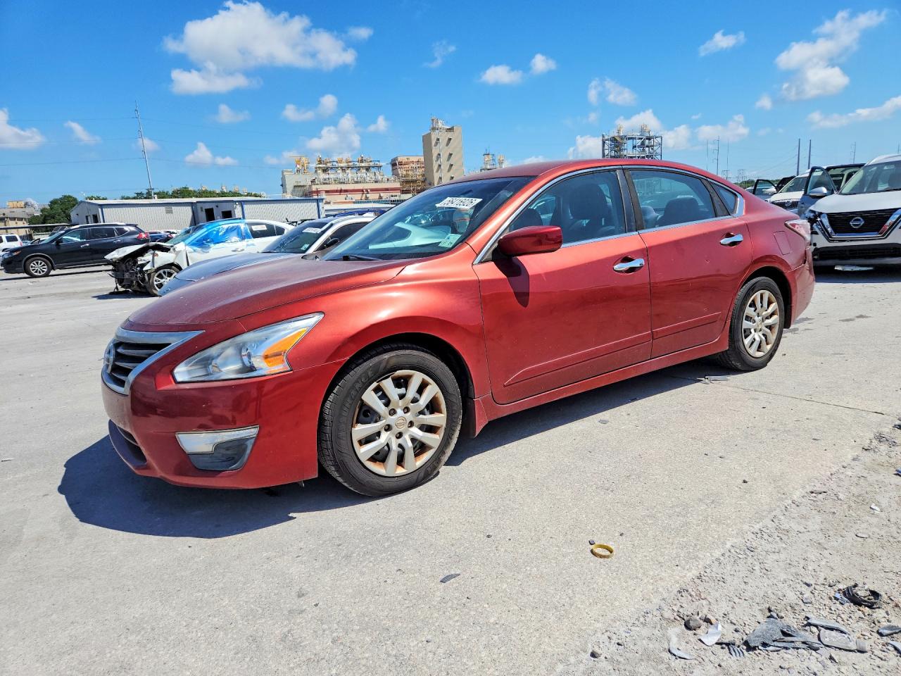 Salvage Nissan Altima Image