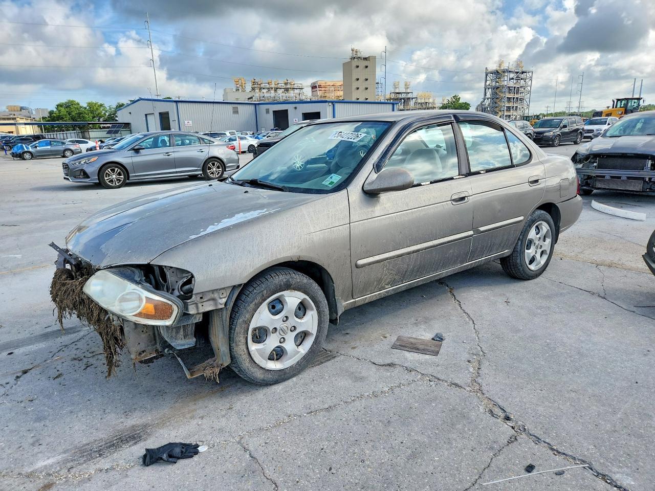 Salvage Nissan Sentra Image