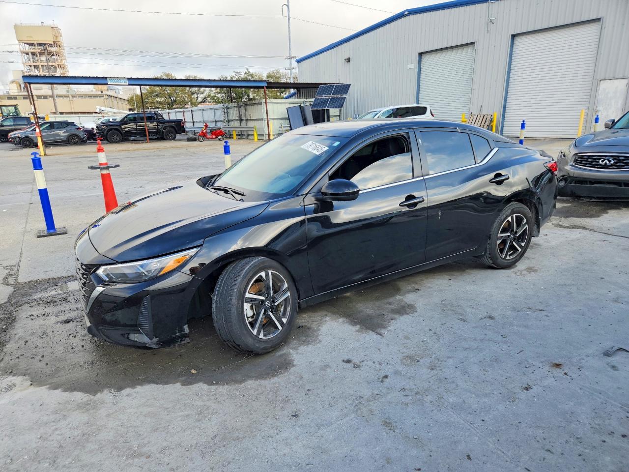 Salvage Nissan Sentra Image