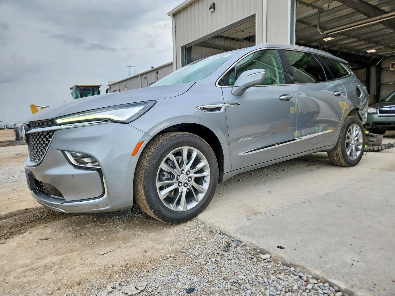 Salvage Buick Enclave Image