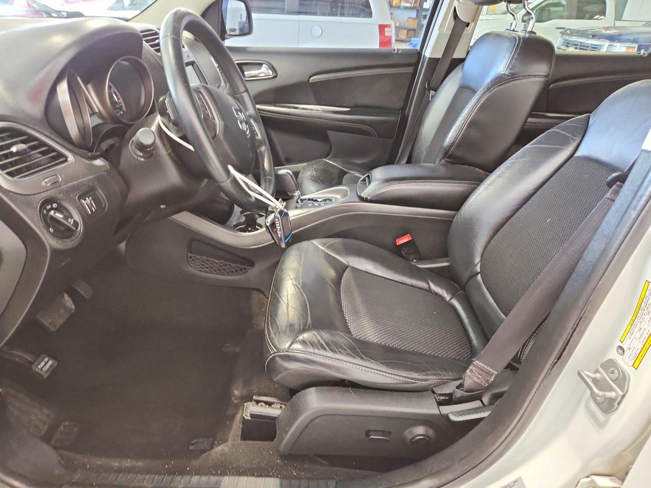Dodge Journey Crossroad